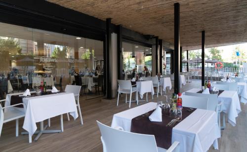 Medplaya Hotel Rio Park - image 13