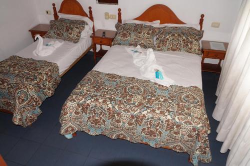 Hotel Mirasierras – Merlo, ND