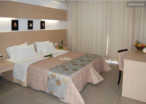 Apolis Beachscape Hotel - image 2