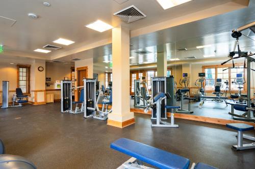 Luxury Top Floor Residence in the Village at Northstar - Catamount 403 - image 9