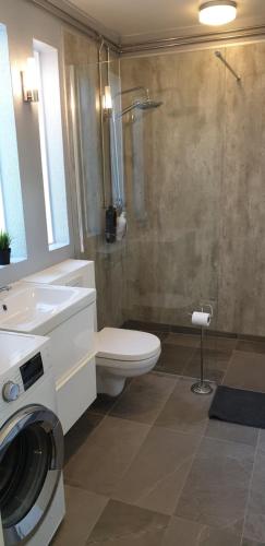 Vannas istaba, Beautiful house just 50 m from the sea in Berufjardarvatn