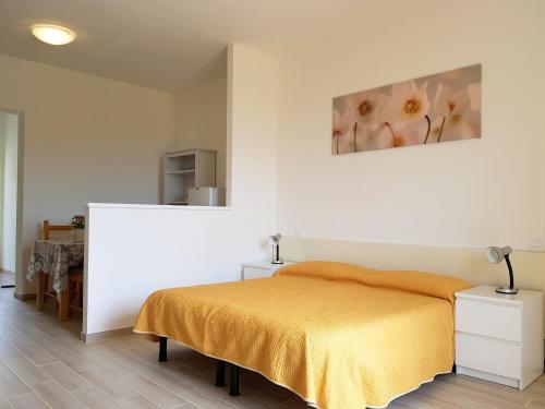 Apartment with Balcony image 6