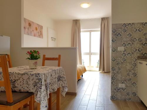 Apartment with Balcony image 5