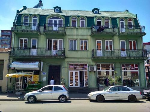 City Center Apartment - Accommodation - Batumi