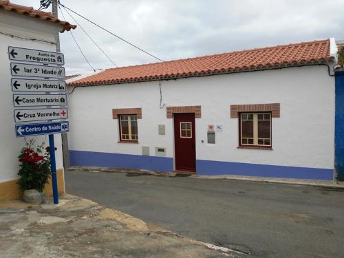 Alojamento Tânia Fonseca, Pension in Colos bei Foros do Locário