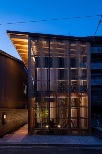 Gunjo no Tsuki – Kanazawa, CA