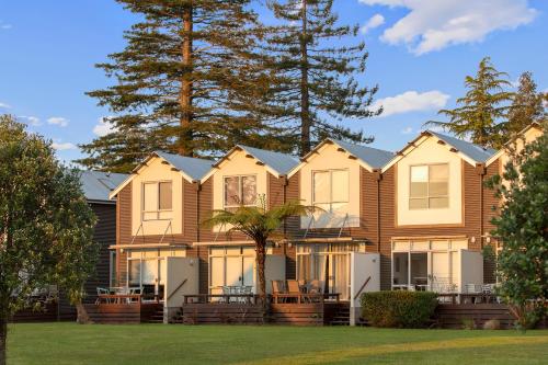 Ramada Resort By Wyndham Rotorua Marama - image 4