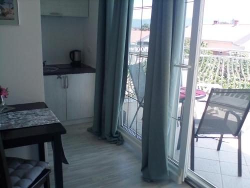 Ana Rooms - main image