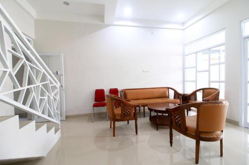 Exterior view, RedDoorz @ Hotel Putra Perdana Klaten in Klaten