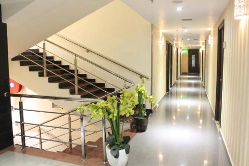 Hotel Ritz Comfort near Sri Sairam Parlour