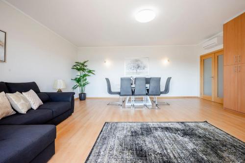  Lux Apartment w/Pool Seaside Prainha Algarve in Olhão