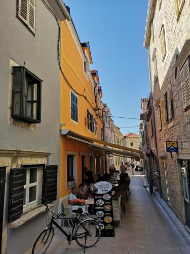  Apartments Niko in Skradin
