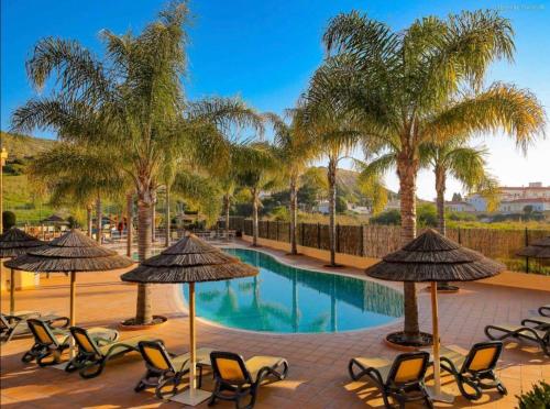 Praia da Luz Paradise Luxury Apartment in Luz