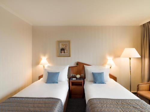 Panorama Hotel Prague - image 9