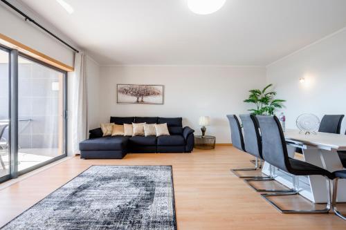  Lux Apartment w/Pool Seaside Prainha Algarve in Olhão