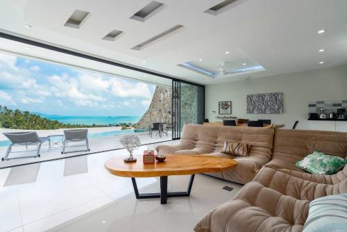 Luxury 2 bedrooms Penthouse Luxury 2 bedrooms Penthouse