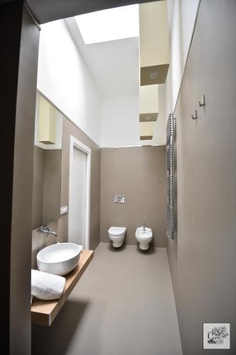Bathroom, Corte Cairoli B&B and Suites in Modugno