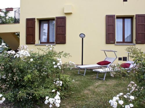 Belvilla by OYO Apartment in Sassoleone with Pool