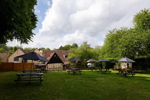 The Poacher Inn - main image