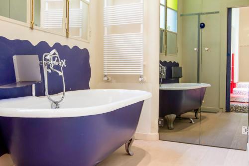 LuxRent Apartment Castello - image 3