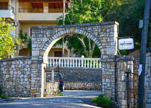 Corfu Room apartments in a piecefull and full of olive trees location