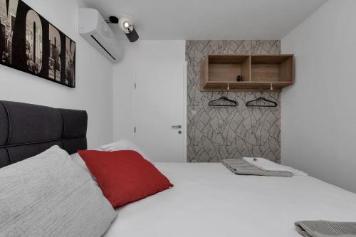 Apartments Strada Tučepi - image 7