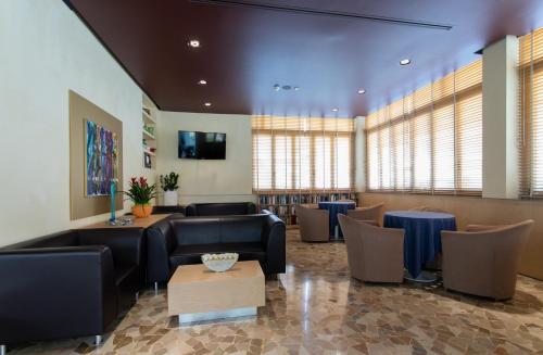 Hotel Ancora - image 12