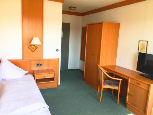 1 twin bed