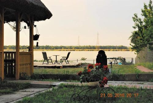 Pensiunea Lacul Violet Murighiol Romania Reviews Prices Planet Of Hotels