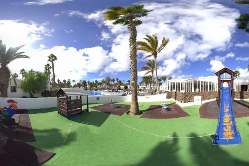 kinderspeeltuin, Ona Las Brisas in Playa Blanca