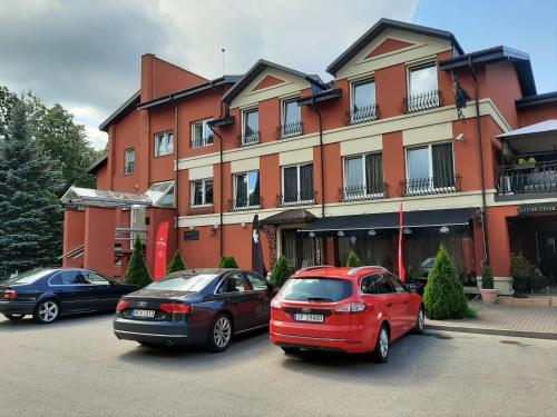 入口, Parko Studija in 比斯托納斯