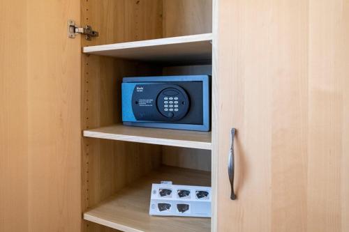 Standard Double Room image 10