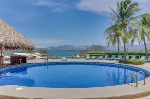 Swimming pool, Flamingo Marina Resort in Playa Flamingo