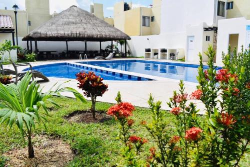 Real Ibiza Plus by Hotel Colibri Creel