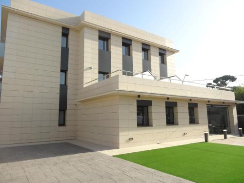 6 Bis HOTEL - main image