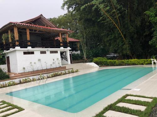 

Hotel Campestre Rancho California