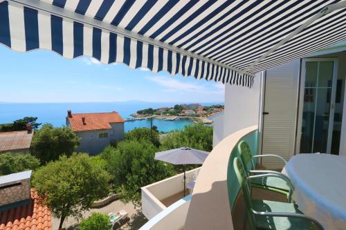  Apartments Delminium in Lun