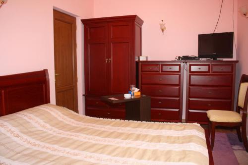 Christy Hotel - image 6