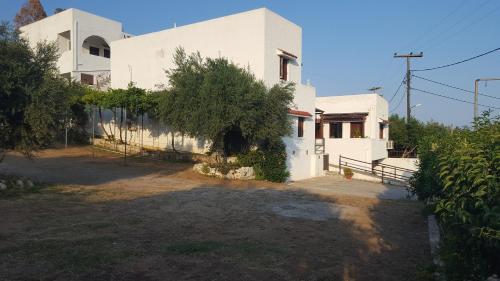 Aeolos Hotel Apartments