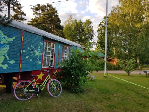 Cirkus Hostel Holken