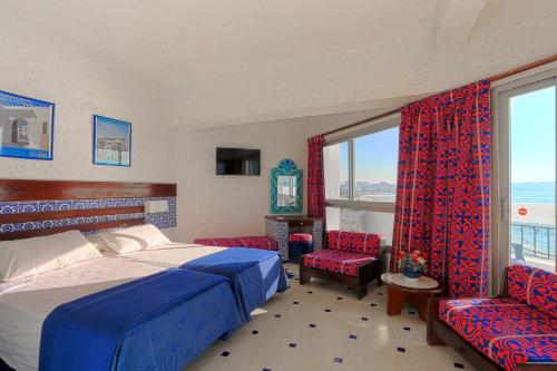 UMH Tarik Hotel Room Type - Double Room with Sea View