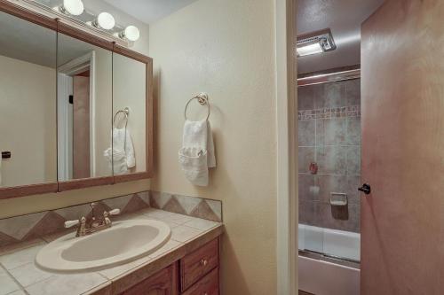 1036 Wild Irishman Condo - image 3