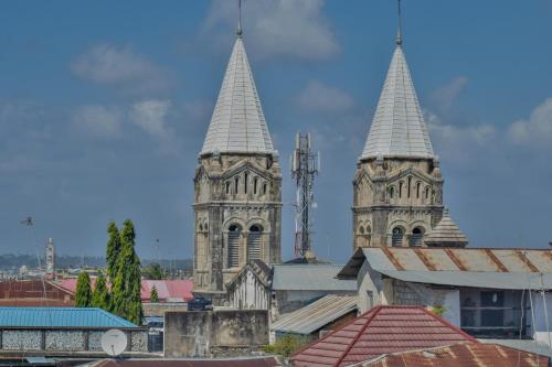 Tembo Palace Hotel