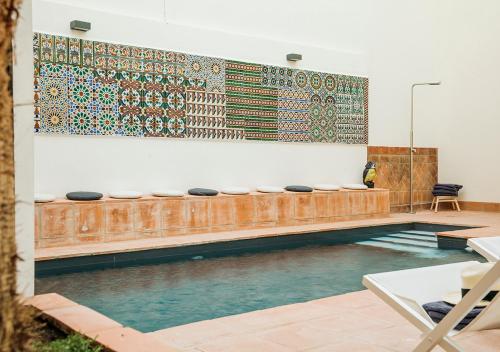 Santa Paula Pool & Luxury, Sevilla (Foto 6)