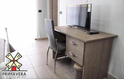 stylish 1 bed flat w private courtyard in shepherds bush west london