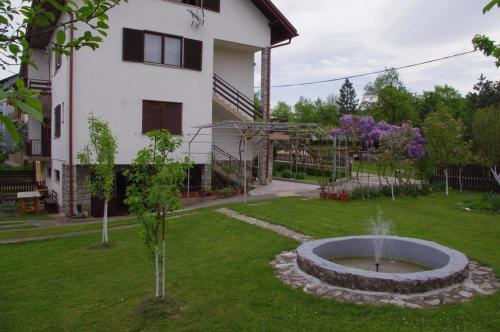 Apartments with a parking space Slunj Plitvice - 17610 - image 6