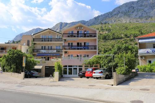  Studio Duce 17661b, Pension in Duće