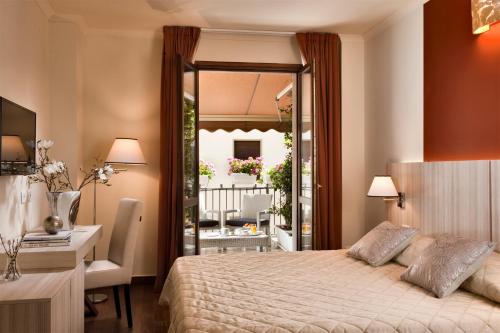 Superior Double or Twin Room with Terrace