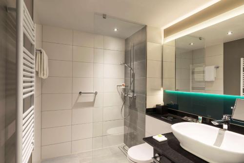Hyatt Place Frankfurt Airport - image 2