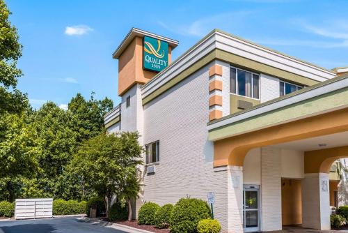 Quality Inn Huntersville near Lake Norman